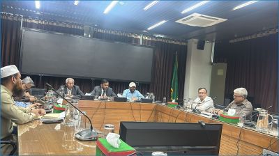 প্রবাসীদের পোস্টাল ব্যালট বড় চ্যালেঞ্জ : ইসি সানাউল্লাহ