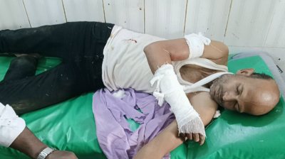 সেতুর ছবি তোলার সময় নেত্রকোনায় সাংবাদিককে কুপিয়ে জখম