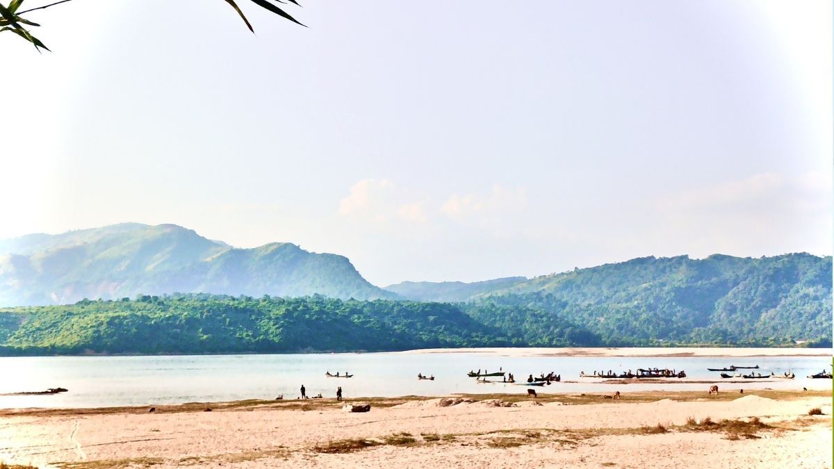 ভারতে আটক ৩ বাংলাদেশিকে ফেরত দিল বিএসএফ