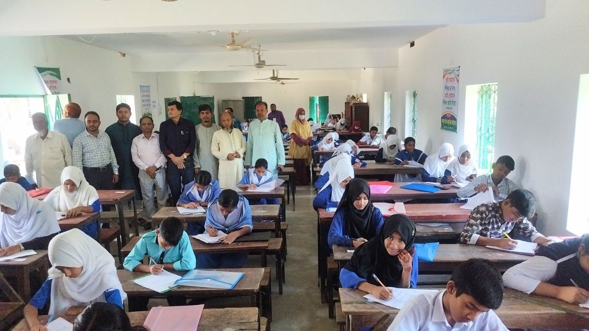 সোনাগাজীতে ২ হাজার শিক্ষার্থীর অংশগ্রহণে বৃত্তি পরীক্ষা অনুষ্ঠিত