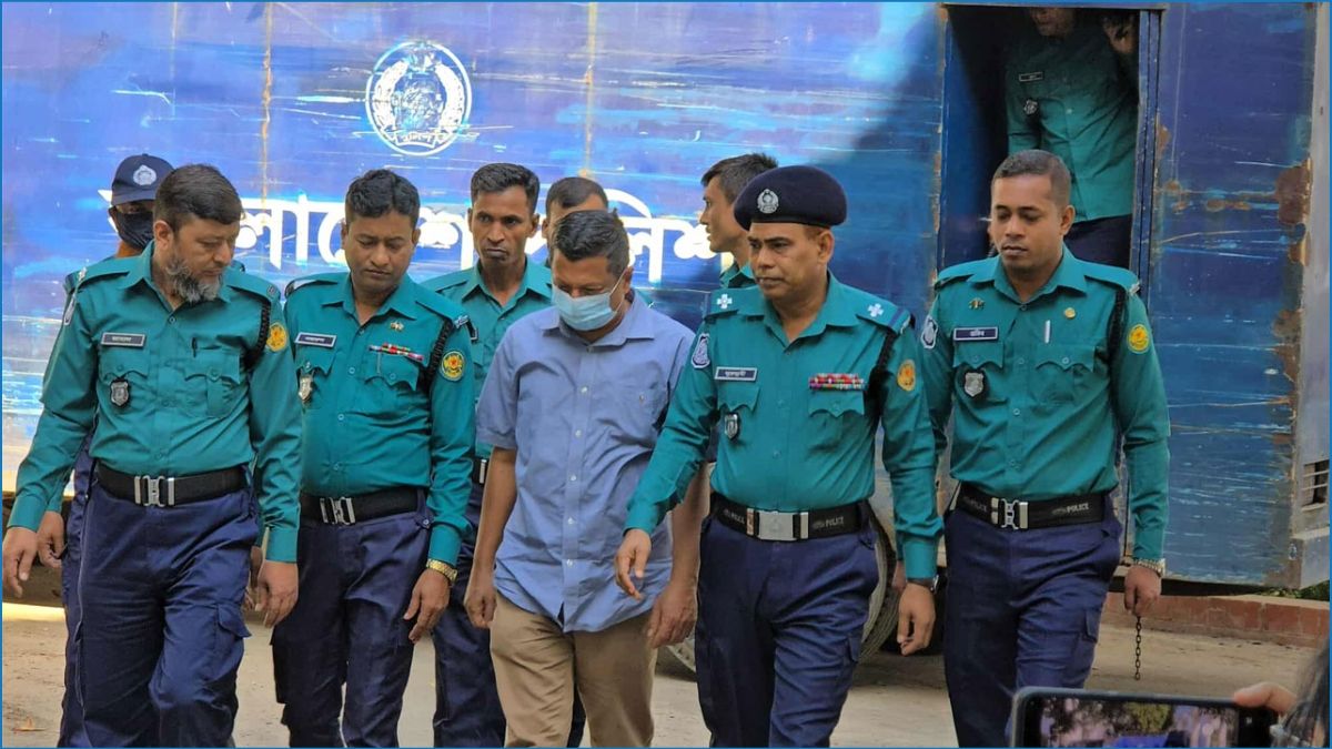 ‘রাজসাক্ষী’ সাবেক আইজিপি মামুনের ৫ বছরের কারাদণ্ড