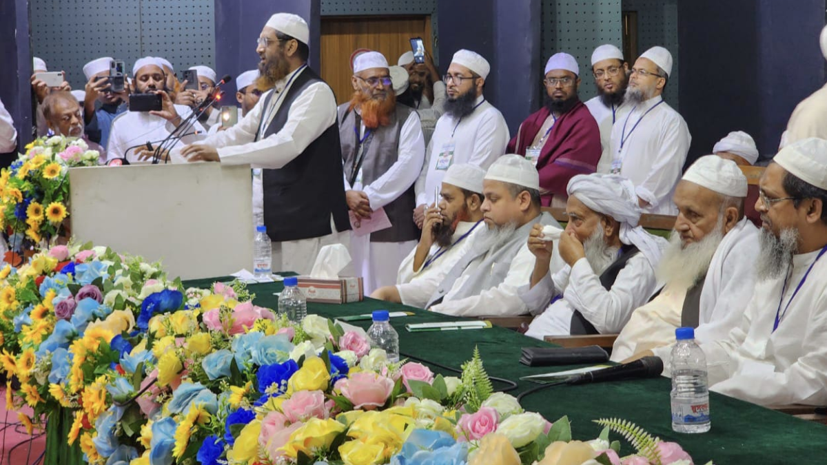 ‘আগামী জাতীয় নির্বাচনে আলেমদের পরস্পরে প্রতিদ্বন্দ্বিতা কাম্য নয়’