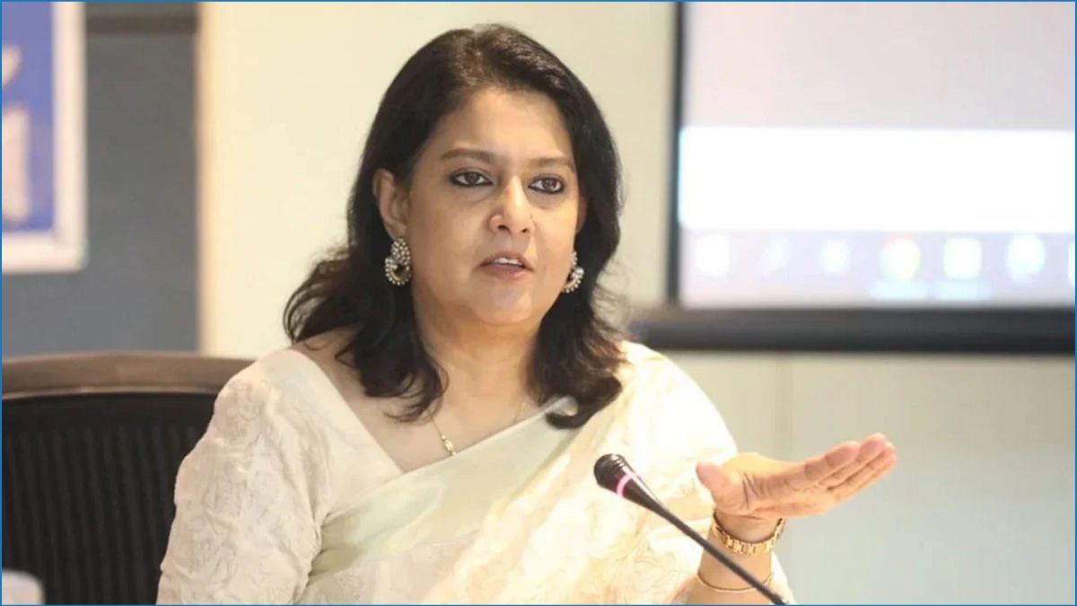 সন্দেহ ও অবিশ্বাসের ভিত্তিতে দেশের পরিবর্তন সম্ভব নয় : উপদেষ্টা রিজওয়ানা