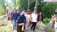 খালেদা জিয়ার আসনে নির্বাচনী গণসংযোগে মজনু
