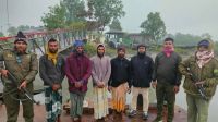 সুন্দরবনের অভয়ারণ্যে মৎস্য শিকারের অভিযোগে ৪ জেলে আটক