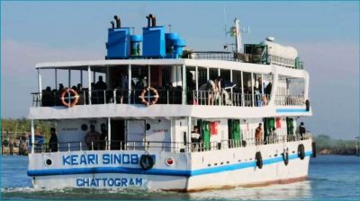 ১২শ’ পর্যটক নিয়ে সেন্টমার্টিন যাত্রা করল ৩ জাহাজ