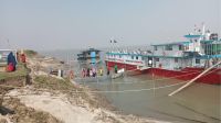নদীতে ভাসমান হাসপাতাল, ১০ টাকায় মিলছে চিকিৎসাসেবা