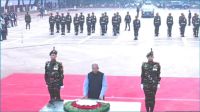 শহীদ বুদ্ধিজীবী স্মৃতিসৌধে প্রধান উপদেষ্টার শ্রদ্ধা