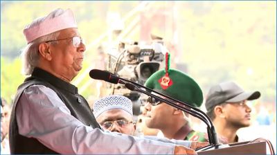ওসমান হাদি বাংলাদেশিদের বুকের ভেতর আছেন : প্রধান উপদেষ্টা