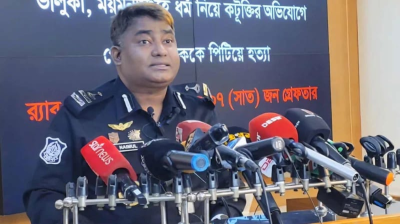 চাকরি ছাড়তে বাধ্য করে দিপু দাসকে উত্তেজিত জনতার হাতে তুলে দেওয়া হয় : র‍্যাব
