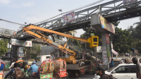 নির্বাচনী পোস্টার-ব্যানার অপসারণ, অভিযোগ জানাতে হটলাইন চালু ডিএসসিসির