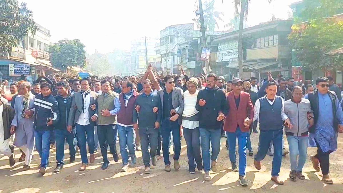 ঝিনাইদহ-৪ আসনে রাশেদ খাঁনকে মনোনয়নের প্রতিবাদে বিএনপির বিক্ষোভ