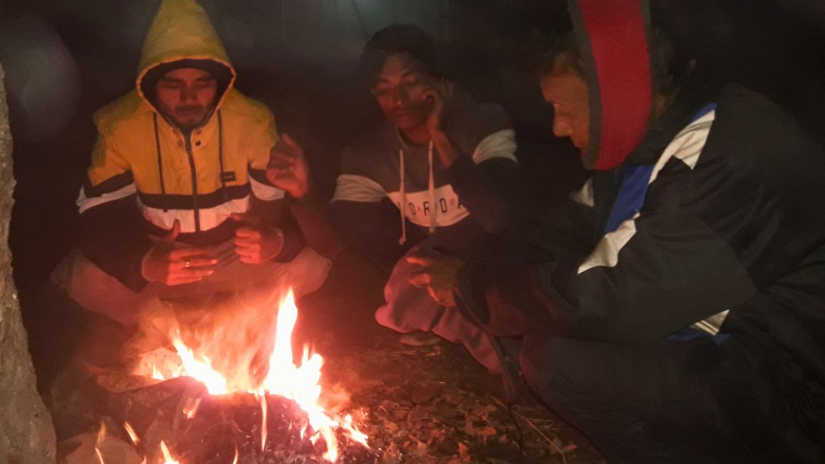 কুয়াশা-শীতে বিপর্যস্ত তিস্তাপাড়ের জীবন, ঠান্ডাজনিত রোগে ভুগছেন শিশু-বৃদ্ধরা