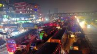 লাঙ্গলবন্ধ ব্রিজে ট্রাক দুর্ঘটনা : ঢাকা-চট্টগ্রাম মহাসড়কে ঘণ্টার পর ঘণ্টা যানজট