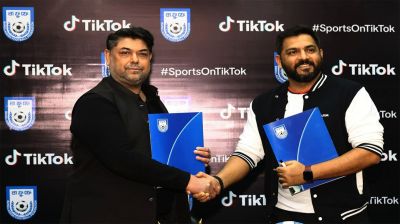 বাফুফের সঙ্গে পার্টনারশিপ করল টিকটক