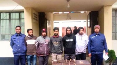 পলাশে ডাকাতির প্রস্তুতিকালে গ্রেপ্তার ৫