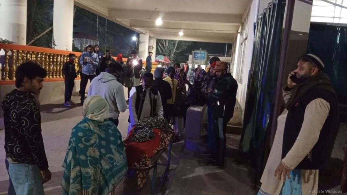 ঝিনাইদহে ট্রাক চাপায় নারীর মৃত্যু