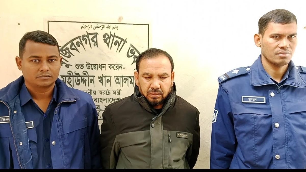 মেহেরপুরে অবৈধ আগ্নেয়াস্ত্রসহ জুয়াড়ি আটক