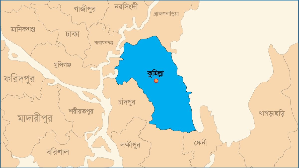 কুমিল্লায় বাস উল্টে নিহত ২, আহত ৮