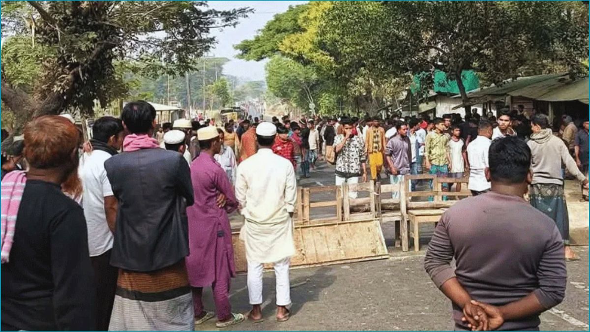 মায়ানমার থেকে আসা গুলিতে স্কুলছাত্রী আহত