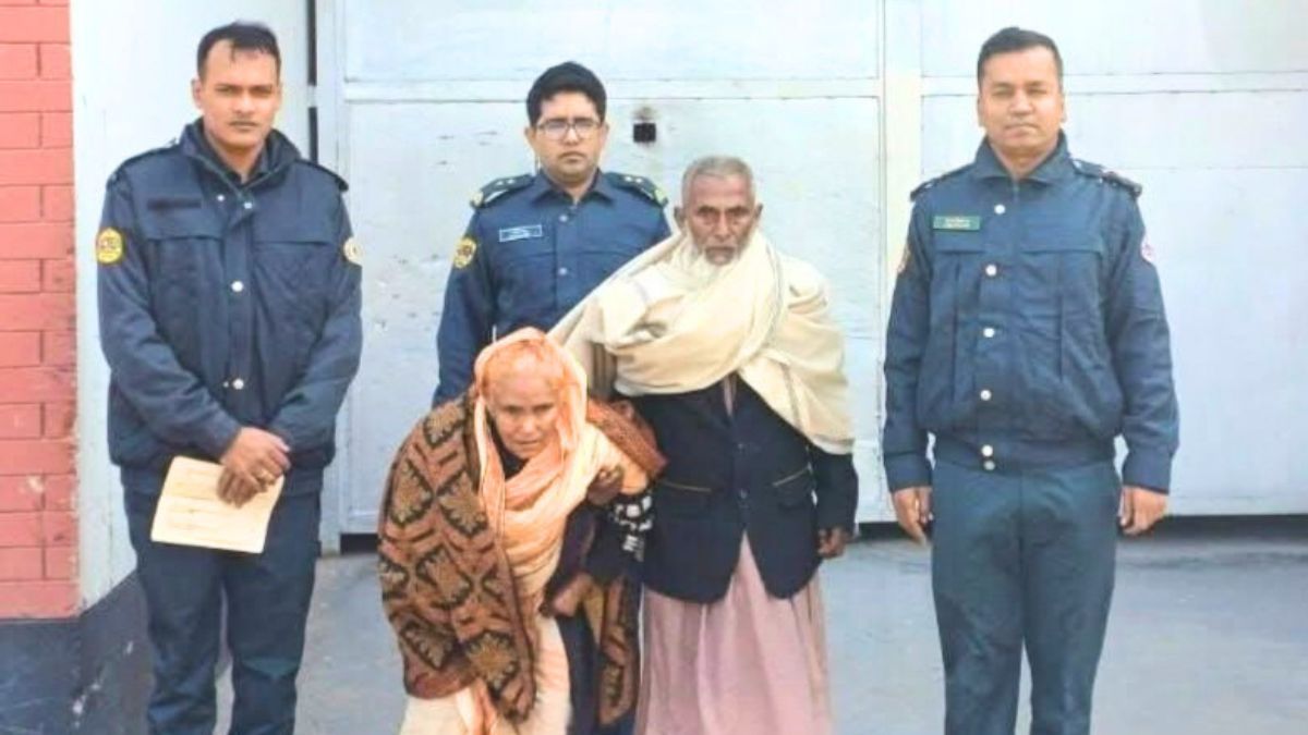 নওগাঁ জেল সুপারের মানবিক উদ্যোগে ৩০ বছর পর কারামুক্ত বৃদ্ধা রাহেলা