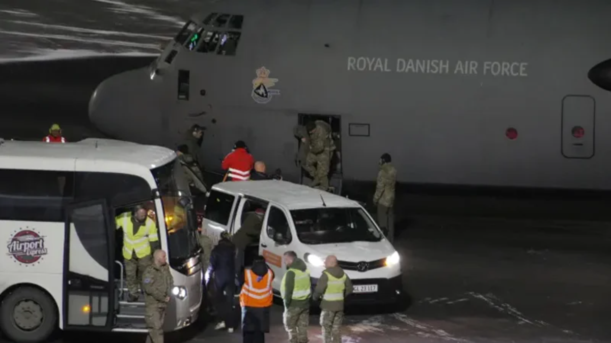 গ্রিনল্যান্ডে পৌঁছেছেন ইউরোপের সেনারা