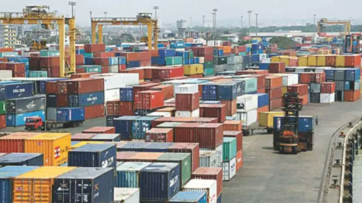 চট্টগ্রাম বন্দরে রেকর্ড ৫,৪৬০ কোটি টাকার আয়