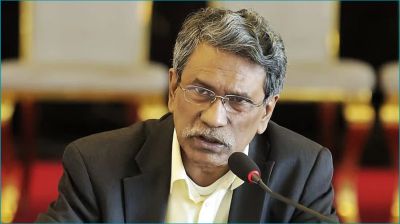 জুলাই সনদ রক্তের বিনিময়ে তৈরি, গণভোটের প্রচার করতেই পারে : আলী রীয়াজ