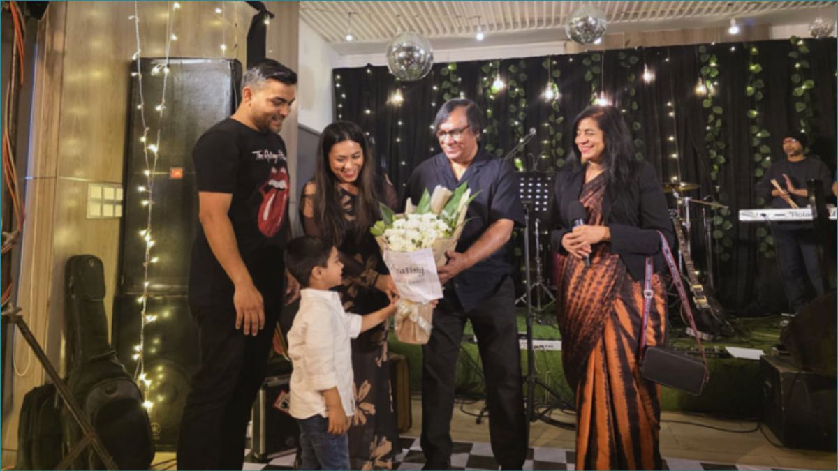 সাবেক ক্রিকেটার ওমর খালেদ রুমি সম্মানিত