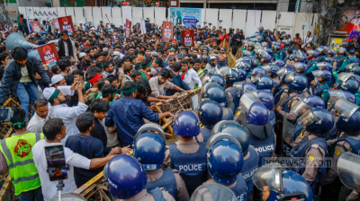 বাংলাদেশ থেকে কূটনীতিকদের পরিবারের সদস্যদের সরানোর সিদ্ধান্ত ভারতের