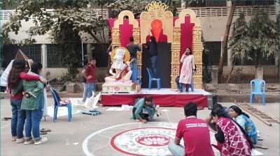 বিদ্যার দেবীর আরাধনায় সাজছে জগন্নাথ বিশ্ববিদ্যালয়