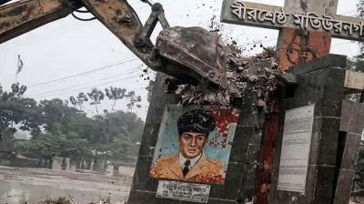 বীরশ্রেষ্ঠ মতিউর রহমানের ভাস্কর্য অপসারণ, কী বলছে প্রশাসন
