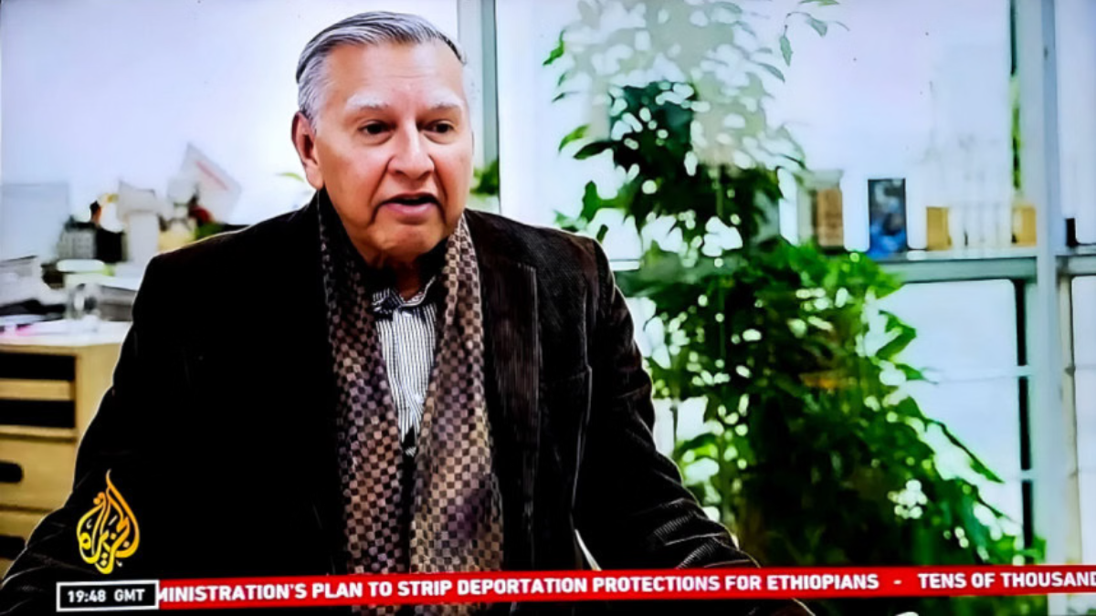 বাংলাদেশে সাংবাদিকতা সর্বগ্রাসী আতঙ্কের মধ্য দিয়ে যাচ্ছে : মাহফুজ আনাম