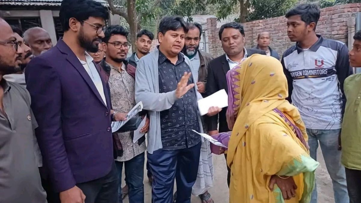 বিশ্ববিদ্যালয়ের আইন ভেঙে ধানের শীষের প্রচারণায় পাবিপ্রবি শিক্ষক