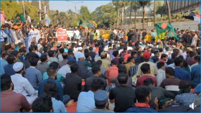 যমুনা ও শাহবাগে অবস্থান করছে ইনকিলাব মঞ্চ