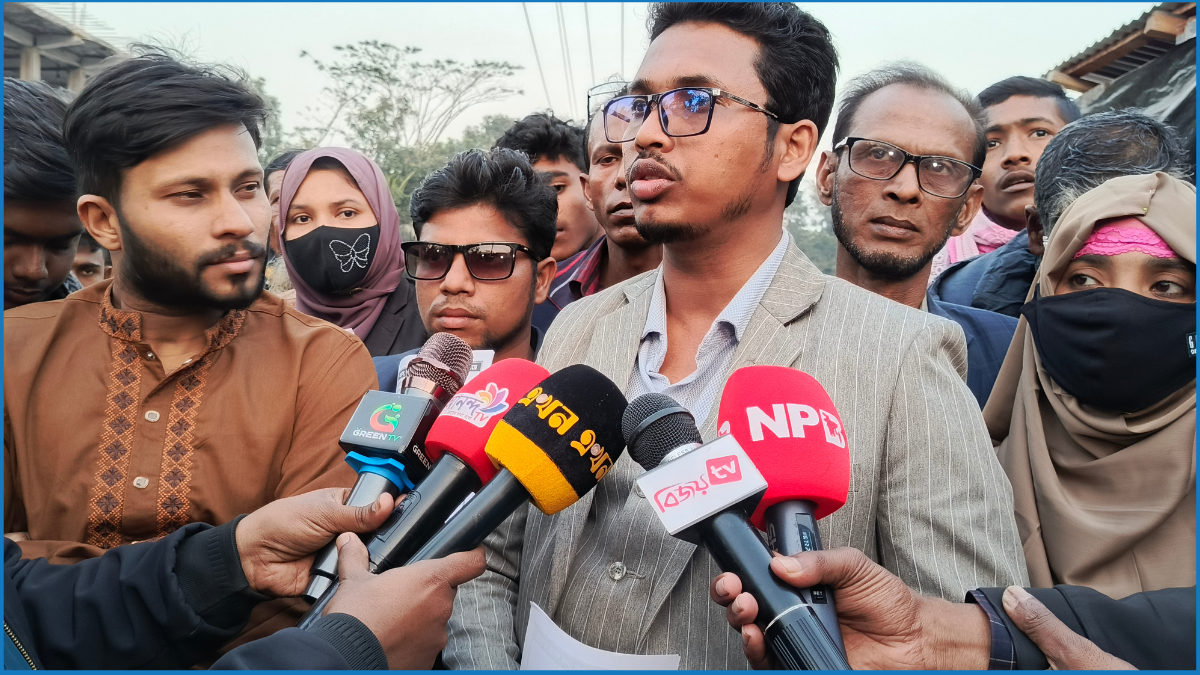 ‘সাংবাদিকদের ভিআইপি মর্যাদা ও রাষ্ট্রীয় নিরাপত্তা দেওয়া উচিত’