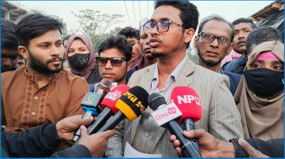 ‘সাংবাদিকদের ভিআইপি মর্যাদা ও রাষ্ট্রীয় নিরাপত্তা দেওয়া উচিত’