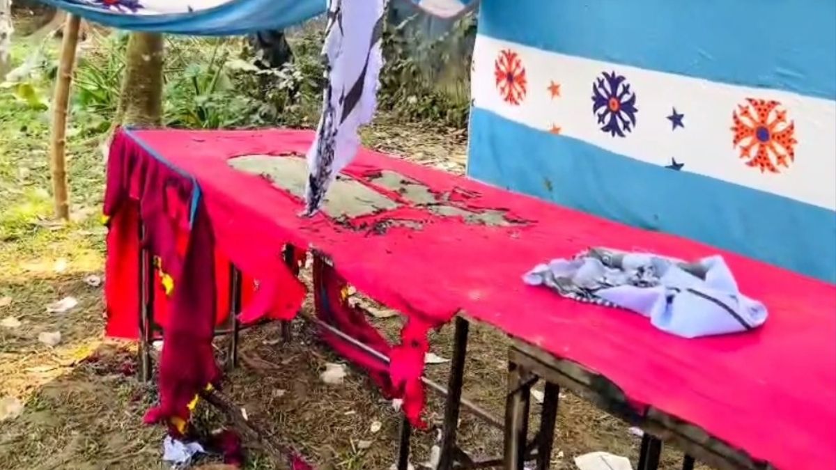 শেরপুরে ধানের শীষের নির্বাচনী কার্যালয়ে অগ্নিসংযোগ