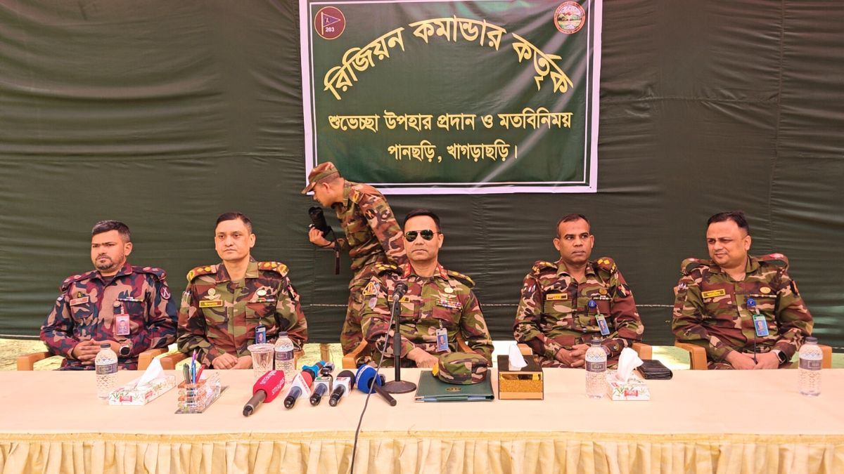 পাহাড়ে উন্নয়নে বাধা দিচ্ছে আঞ্চলিক সংগঠন