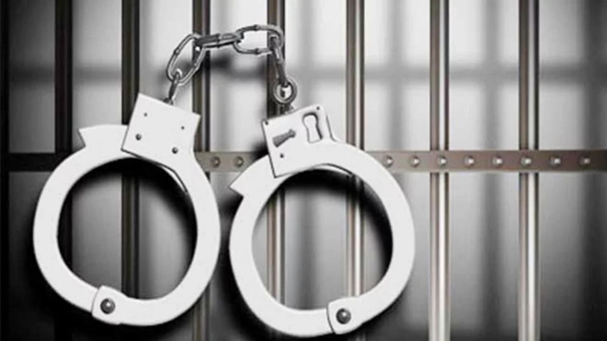 খুলনার কয়রায় ছয়জন ভুয়া এজেন্টকে দুই বছরের সশ্রম কারাদণ্ড