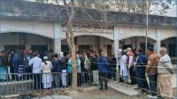 সারাদেশে একযোগে ভোটগ্রহণ শুরু