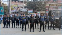 কড়া নিরাপত্তায় ভোট দিচ্ছেন ভোটাররা