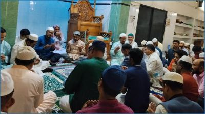 সংসদ নির্বাচনে বিএনপির বিজয়ে জবি ইউট্যাবের দোয়া মাহফিল