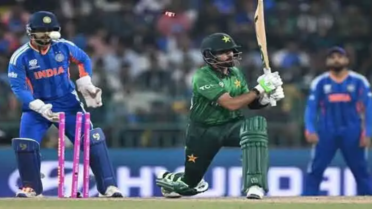 বিশ্বকাপে আরও একবার ভারতের কাছে লজ্জাজনক হার পাকিস্তানের