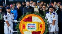 শহীদ মিনারে পবিপ্রবি সাংবাদিক সমিতির শ্রদ্ধা