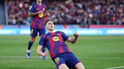 লেভান্তেকে হারিয়ে লা লিগায় শীর্ষে ফিরল বার্সেলোনা