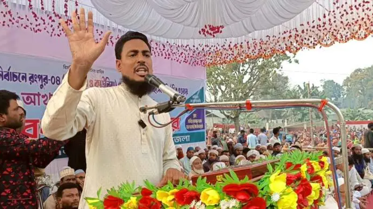 গণভোট নিয়ে ছিনিমিনি খেলা মানুষ প্রশ্রয় দেবে না : আখতার