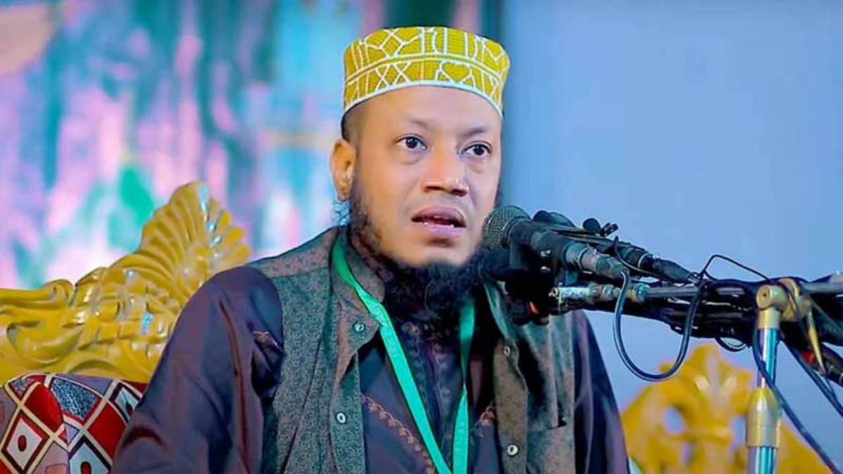 কুষ্টিয়ার ‘ওপরওয়ালা’ এখন আমি, দাবি মুফতি আমির হামজার