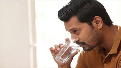 ইফতারে কতটুকু পানি পান করা স্বাস্থ্যকর