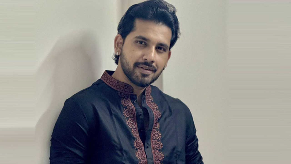 আমি জিন্দা লাশ হয়ে বেঁচে আছি, লাইভে আলভী